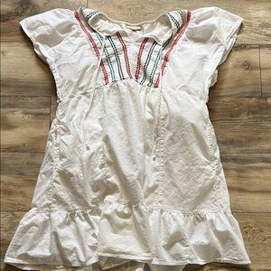 Knox Rose White Dress with Embroidered Accents and pockets